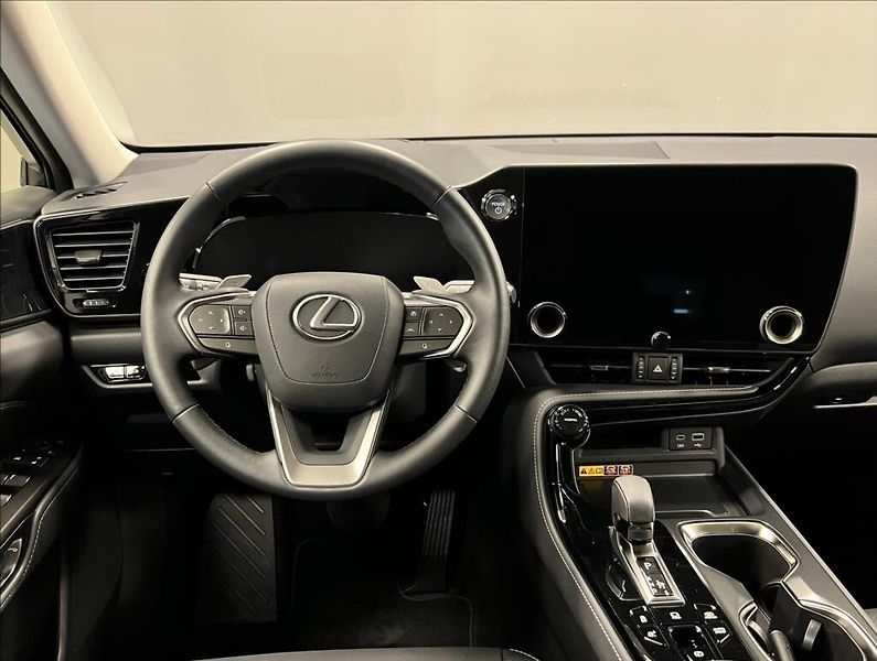 Lexus NX 450h plus 450H+ 2,5 PHEV EXECUTIVE TOP - fotka 5 z 17