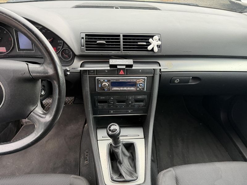 Audi A4 1.9 TDI - fotka 16 z 21