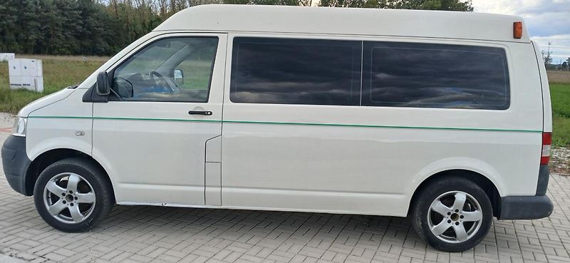 Volkswagen Transporter 1.9 TDI L2 H2 9míst LONG  - fotka 8 z 32