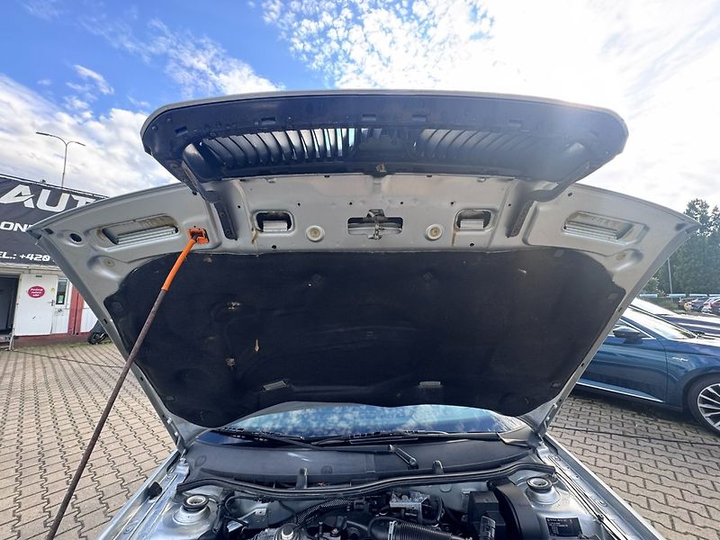 Škoda Octavia (2008) 1,9 TDI 74 KW TAŽNÉ - fotka 38 z 40