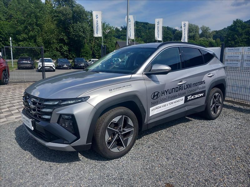 Hyundai Tucson 1,6 T-GDI MT 2WD PREMIUM - fotka 3 z 23