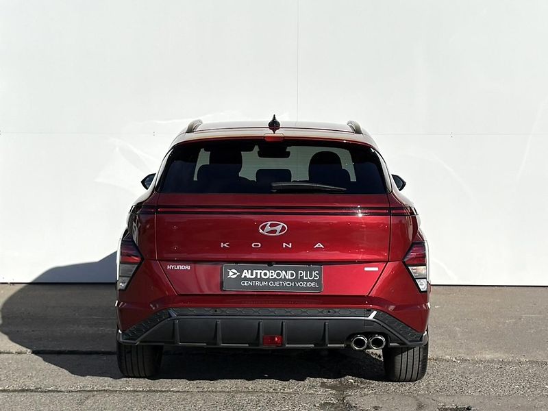 Hyundai Kona 1.6 T-GDI 145kW DCT AWD N-Line - fotka 9 z 22