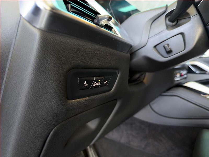 BMW X6 (2025) xDrive40d - fotka 14 z 22