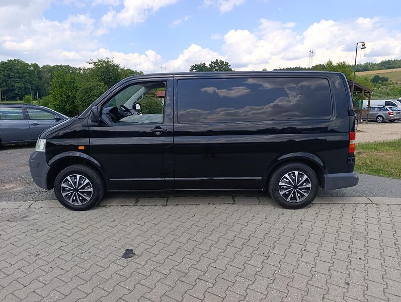 Volkswagen Transporter (2007) 1.9 TDi klima tažné DPH - fotka 2 z 27
