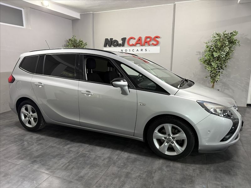 Opel Zafira 1,4   TURBO COSMO VÝHŘEV TZ - fotka 45 z 49