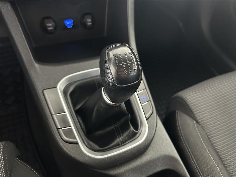 Hyundai i30 1,0   TGDI,ČR,1.MAJITEL,SERVIS - fotka 18 z 22