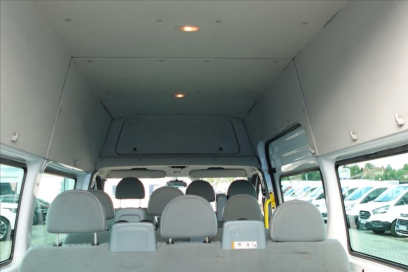 Ford Transit 2,2 TDCI  L3H3 9MÍST KLIMA - fotka 14 z 33