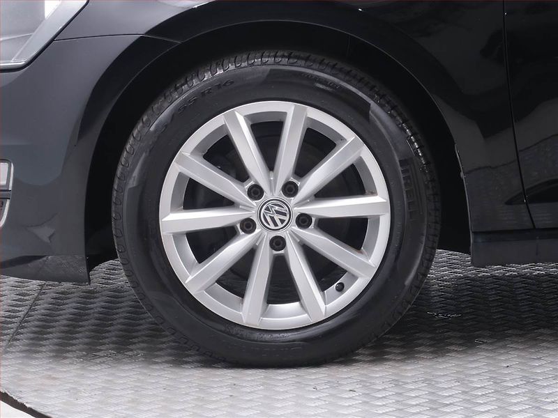 Volkswagen Golf (2015) Comfortline 2.0 TDI - fotka 15 z 21