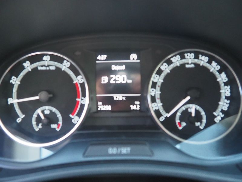 Škoda Fabia (2019) 1.0i Ambition - fotka 25 z 33