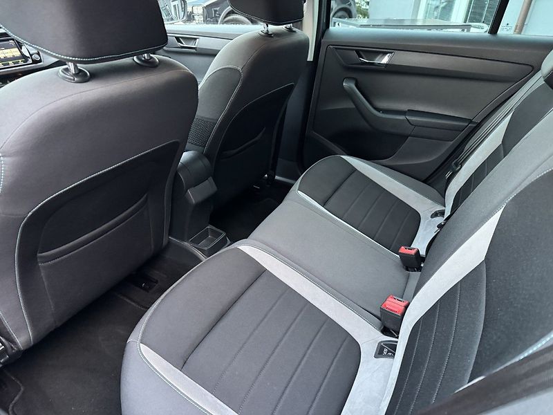 Škoda Fabia (2016) 1.2TSi JOY Navi Digi Klima - fotka 24 z 50