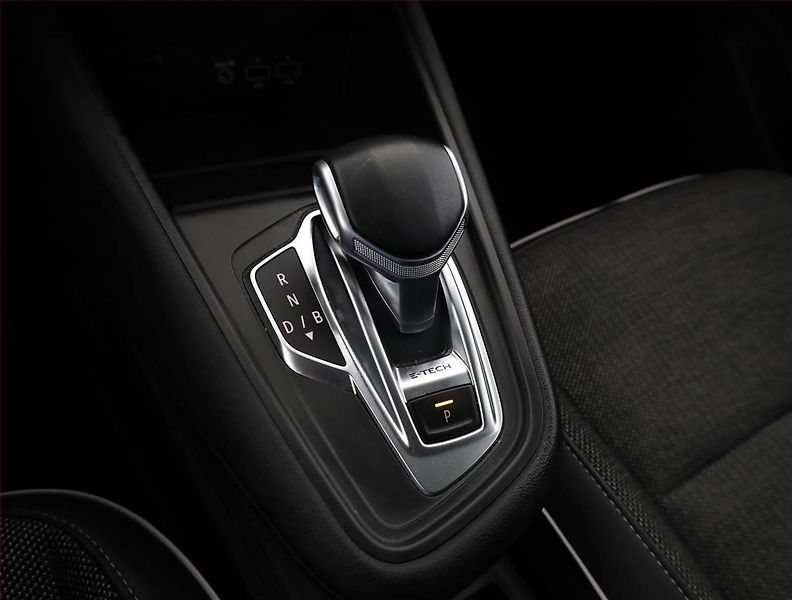 Renault Captur (2021) E-Tech Plug-in, 4X4, Automat - fotka 12 z 20