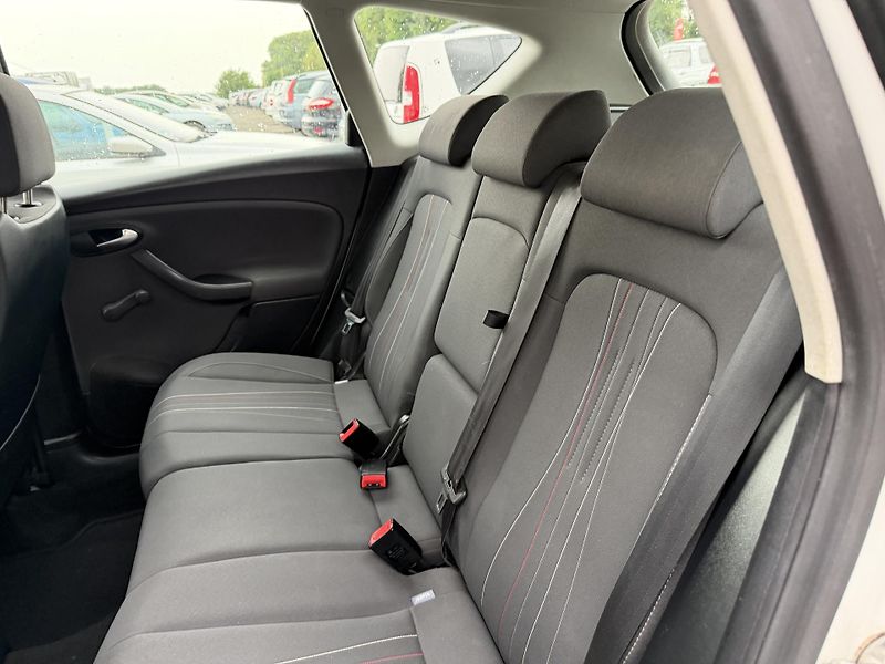 Seat Altea 1.6 TDI XL - fotka 12 z 24