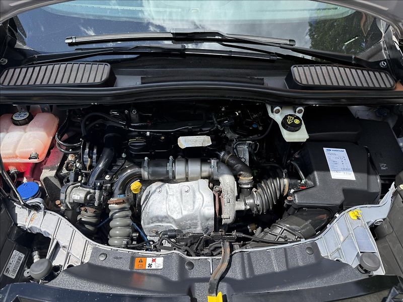 Ford C-MAX 1,6 TDCi  TITANIUM - fotka 27 z 28