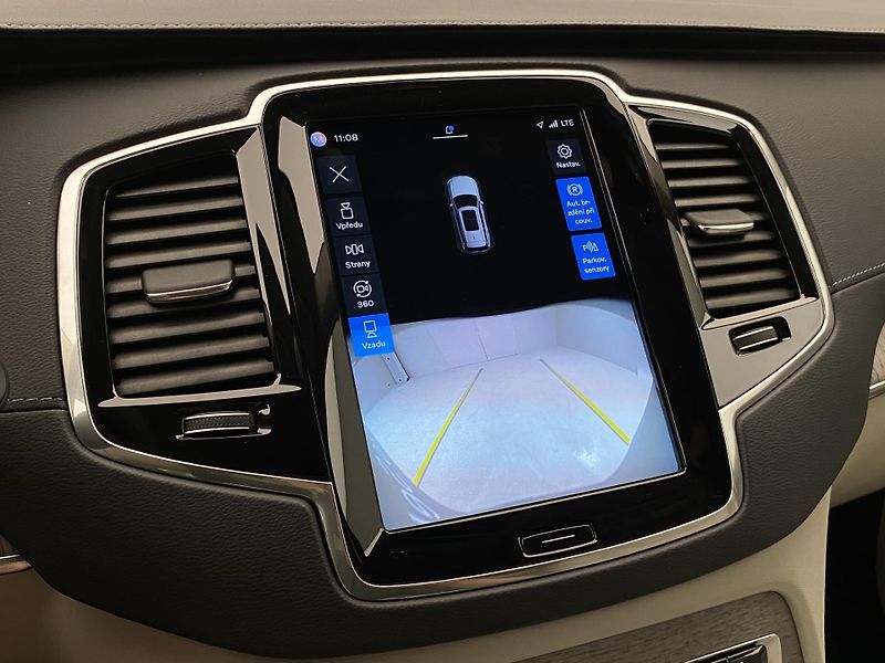 Volvo XC90 B5 AWD PLUS BRIGHT AUT CZ - fotka 52 z 58