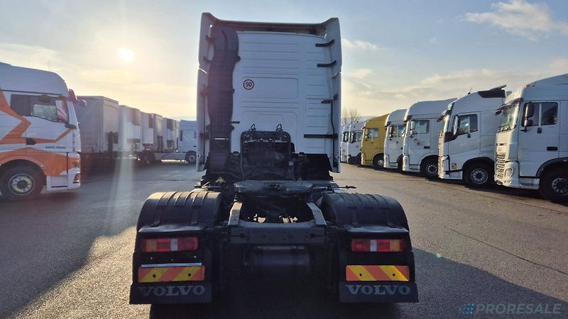 Volvo FH 13.420 XL 42T EURO 5 - fotka 3 z 11