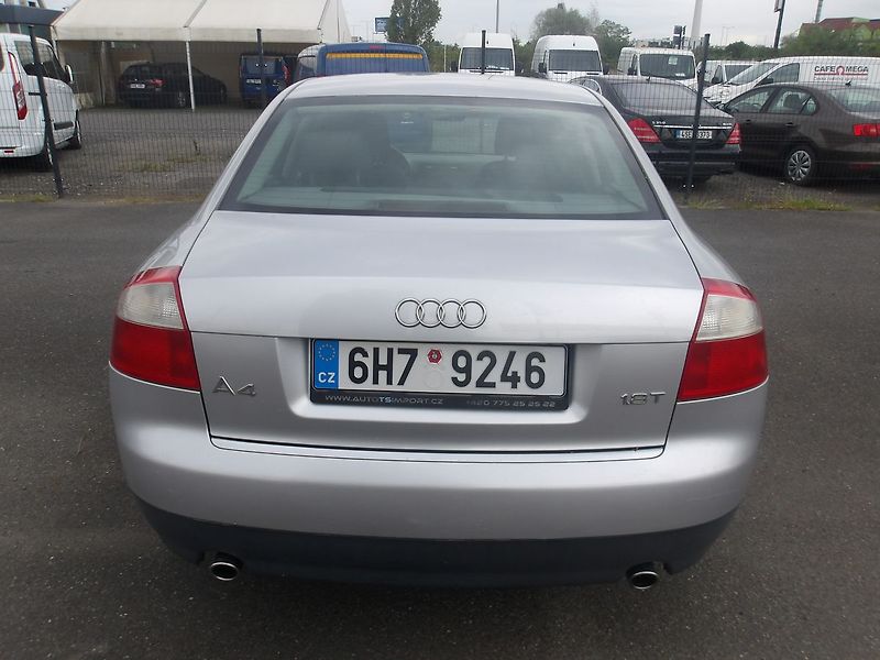 Audi A4 1,8i 110kW NOVÁ SPOJKA ! - fotka 9 z 26