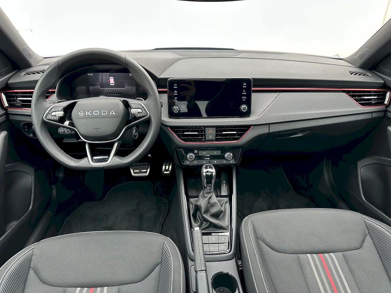 Škoda Kamiq (2025) 1,5 TSI / 110 KW / DSG / Monte - fotka 5 z 30