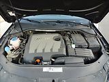 Volkswagen Passat 1,6 TDI Serviska, TOP STAV !!! - náhled 37