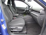 Volkswagen T-Roc R-Line 1,5 eTSI 110 kW 7DSG - náhled 21