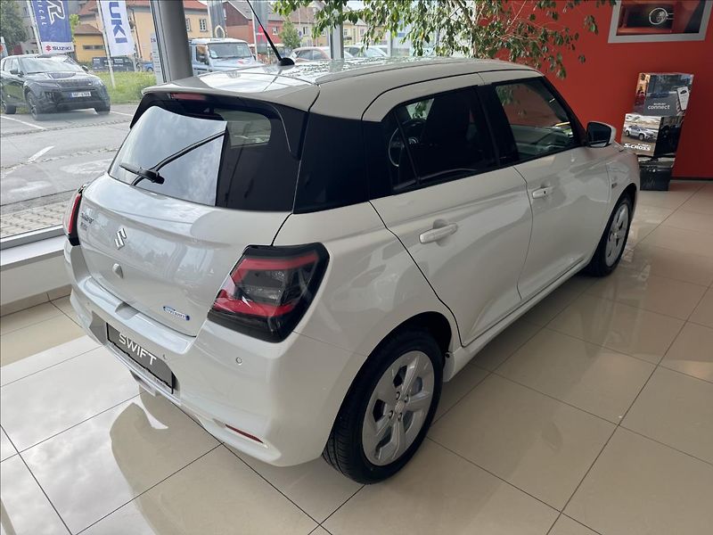 Suzuki Swift (2026) 1,2 Premium Hybrid - fotka 3 z 5