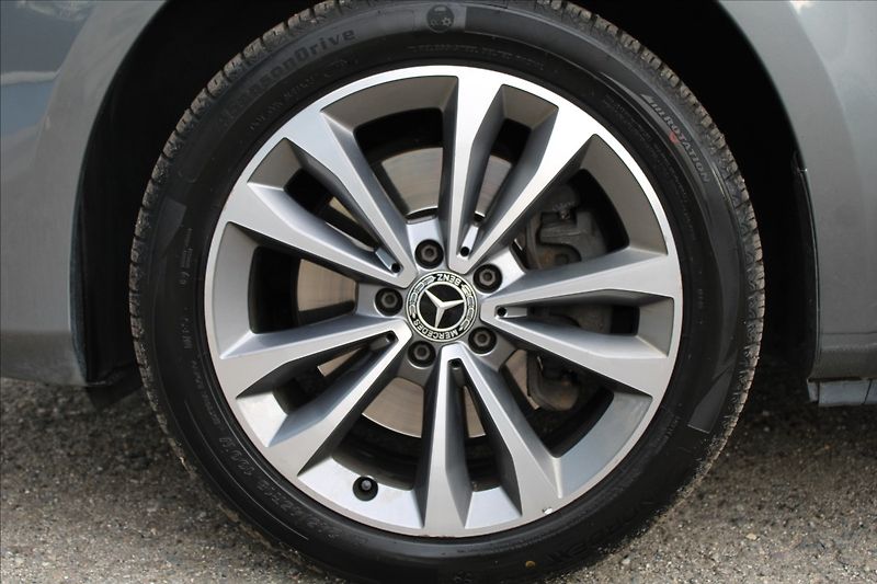 Mercedes-Benz Třídy V 2,0 250d  AVANTGARDE, 4MATIC - fotka 34 z 38