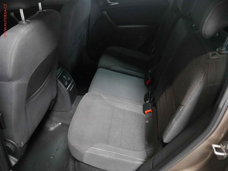 Škoda Yeti (2010) 1.4 TSI, ČR, autoAC - fotka 10 z 15