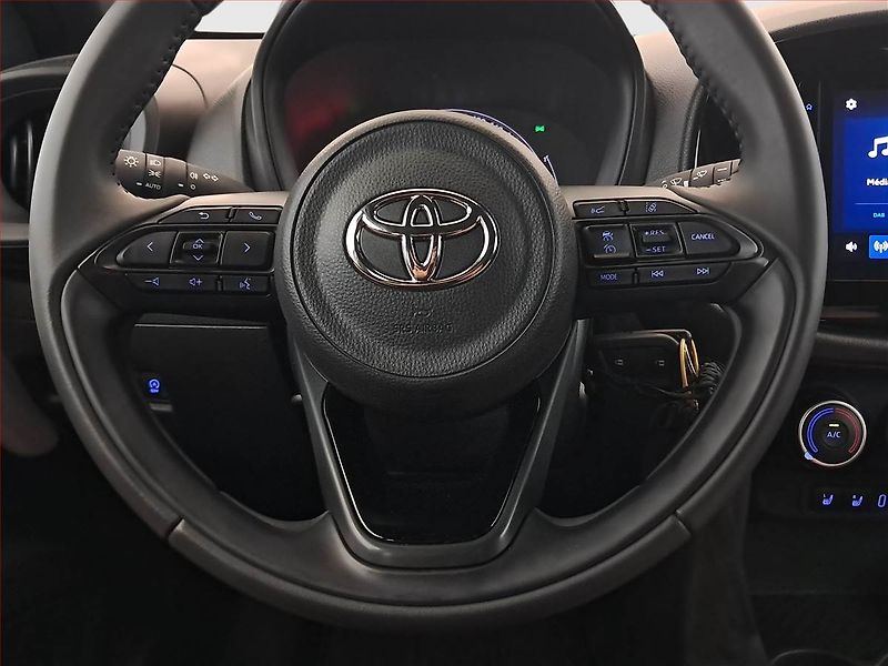 Toyota Aygo (2025) 1.0, Automat, Serv.kniha - fotka 17 z 17