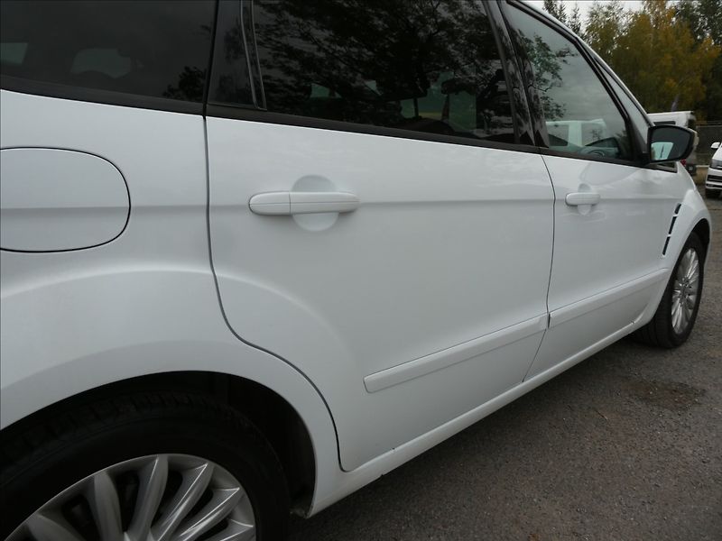 Ford S-MAX 2,0 TDCi 120kW AUT, po servise - fotka 13 z 47