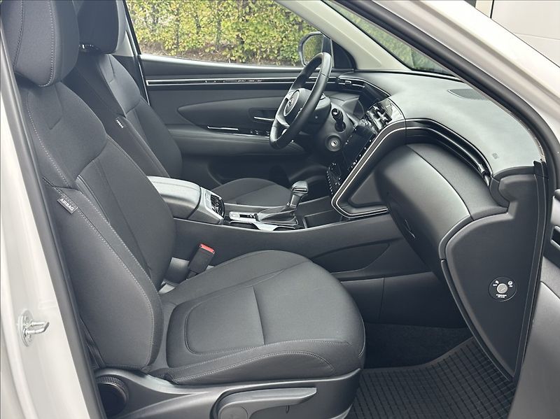 Hyundai Tucson 1,6 T-GDI 150PS  Smart A/T - fotka 16 z 55