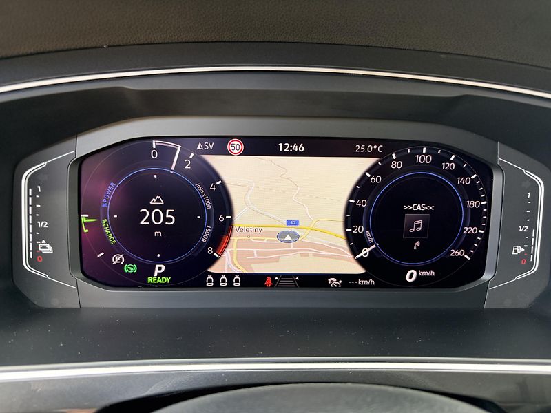 Volkswagen Tiguan 1.4TSI eHYBRID DSG MATRIX  - fotka 22 z 67