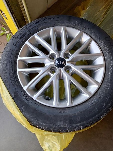Kia Rio (2020) Attract 1.2 l - fotka 2 z 14