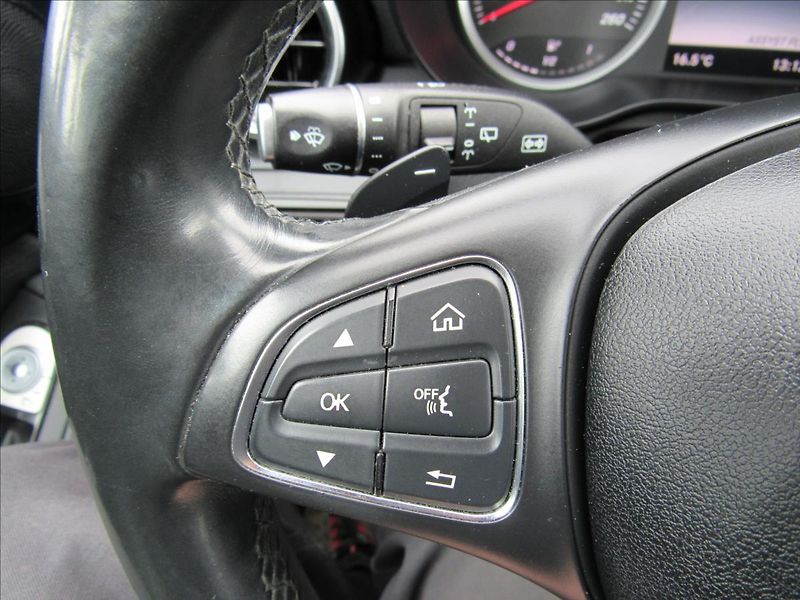 Mercedes-Benz Třídy C 1,6 d C200 BlueTEC - fotka 21 z 36