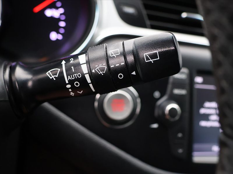 Kia Ceed 1,6 CRDI 100kW CZ Comfort Navi - fotka 19 z 30