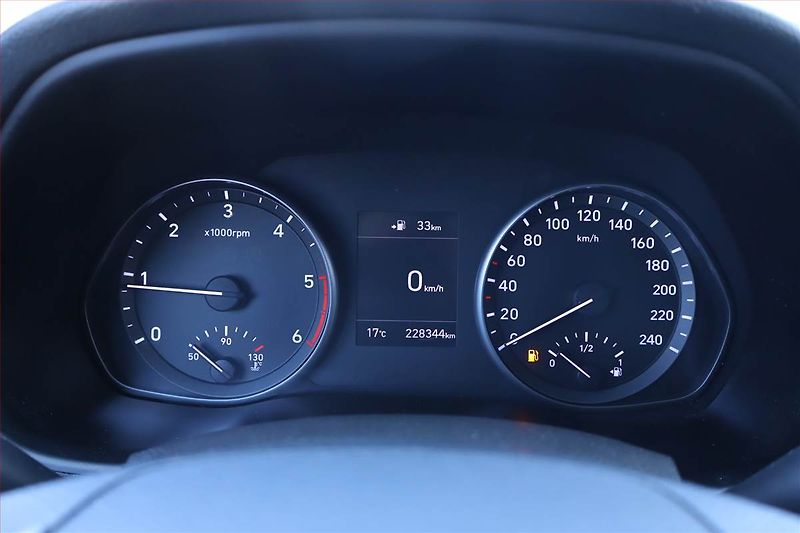 Hyundai i30 (2018) 1.6 CRDi, Serv.kniha, Tempomat - fotka 11 z 18