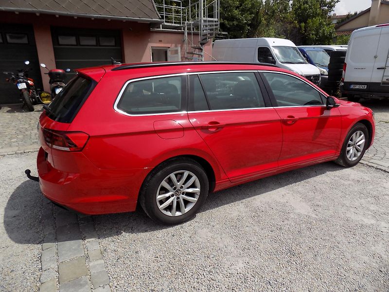 Volkswagen Passat Variant 2,0 TDI 110 KW DSG VÝHŘEV LED - fotka 9 z 43