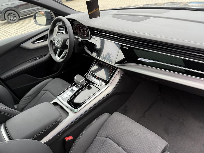 Audi Q8 (2025) 50TDI 210kW OLED K360 PANORAMA - fotka 41 z 59