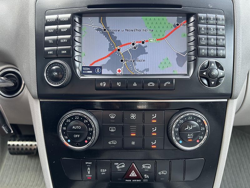 Mercedes-Benz Třídy M ML 320CDi AMG PAKET AUTOMAT - fotka 24 z 47