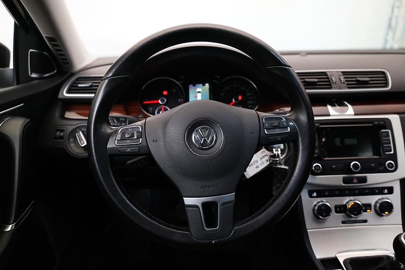 Volkswagen Passat - fotka 20 z 29