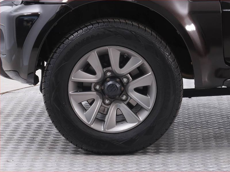 Suzuki Jimny (2018) GL 1.3 16V, 4X4, Serv.kniha - fotka 15 z 17