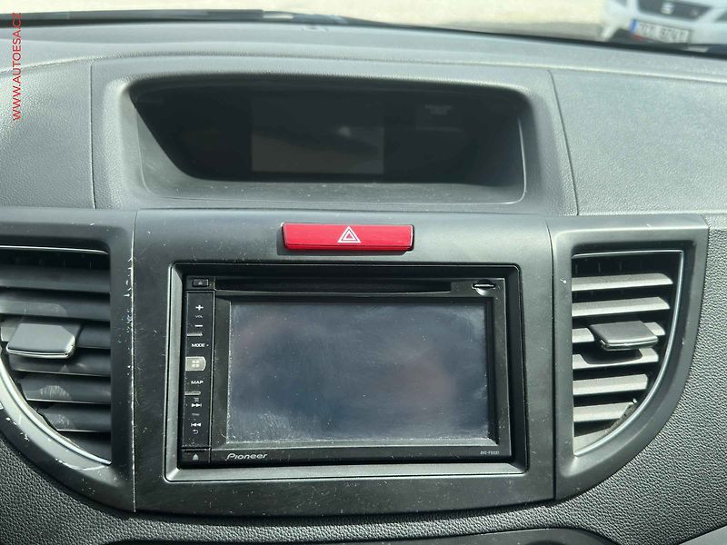 Honda CR-V (2014) 2.0 i-VTEC 4x4, Bixen, navi - fotka 12 z 21