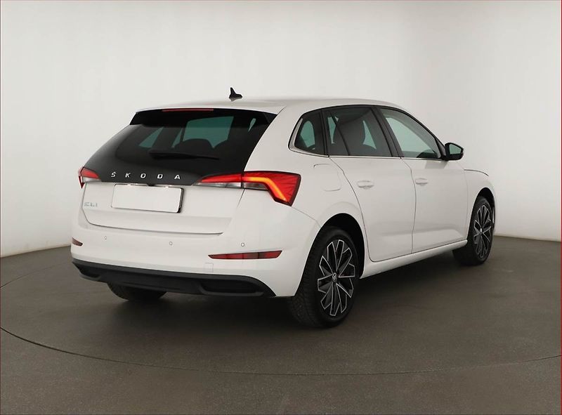 Škoda Scala (2023) Style 1.0 TSI, ČR,1.maj - fotka 5 z 15