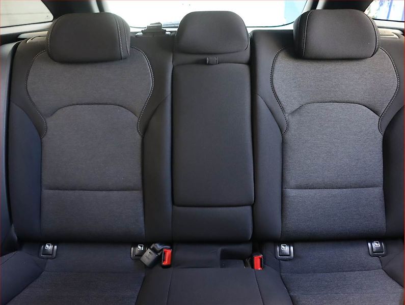 Hyundai i30 (2023) 1.5 T-GDI MHEV, Automat - fotka 10 z 19