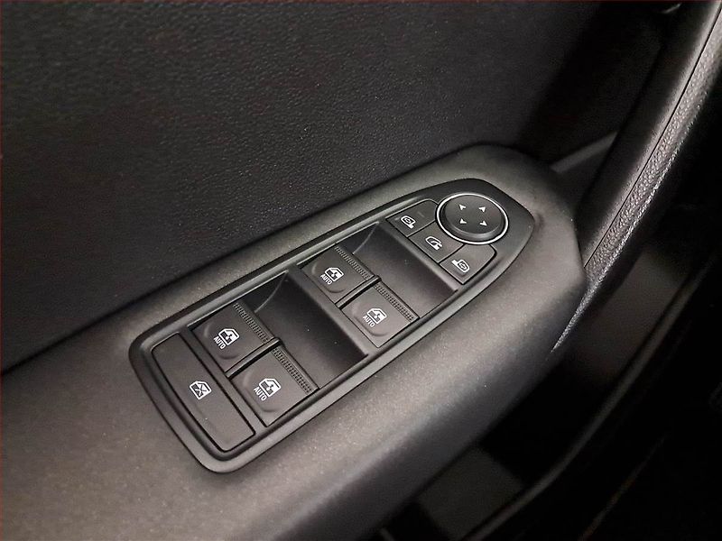 Renault Captur (2020) Intens 1.0 TCe, Serv.kniha - fotka 18 z 19