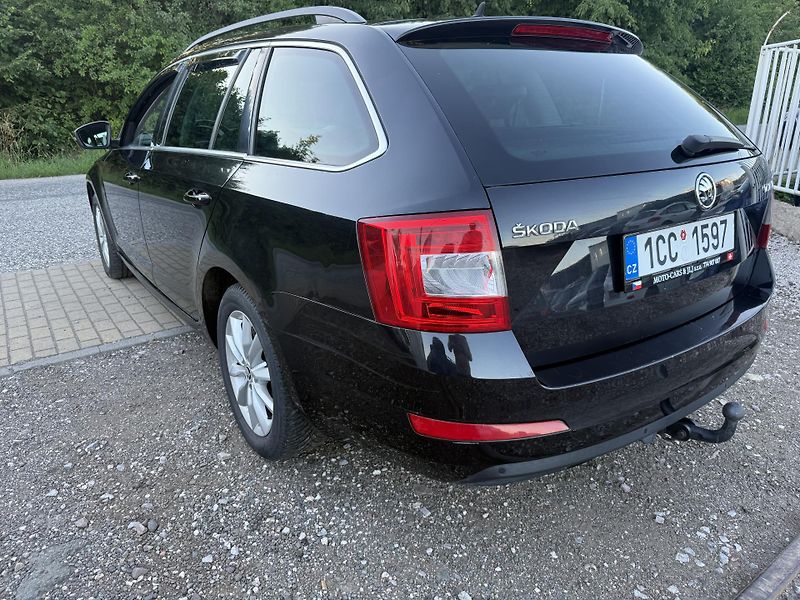 Škoda Octavia (2017) 1.6tdi - fotka 27 z 52
