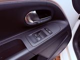Volkswagen up! 1.0 Move Serviska - náhled 13