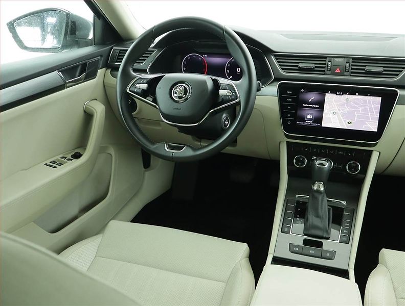Škoda Superb (2022) Style 2.0 TDI, Automat - fotka 7 z 17