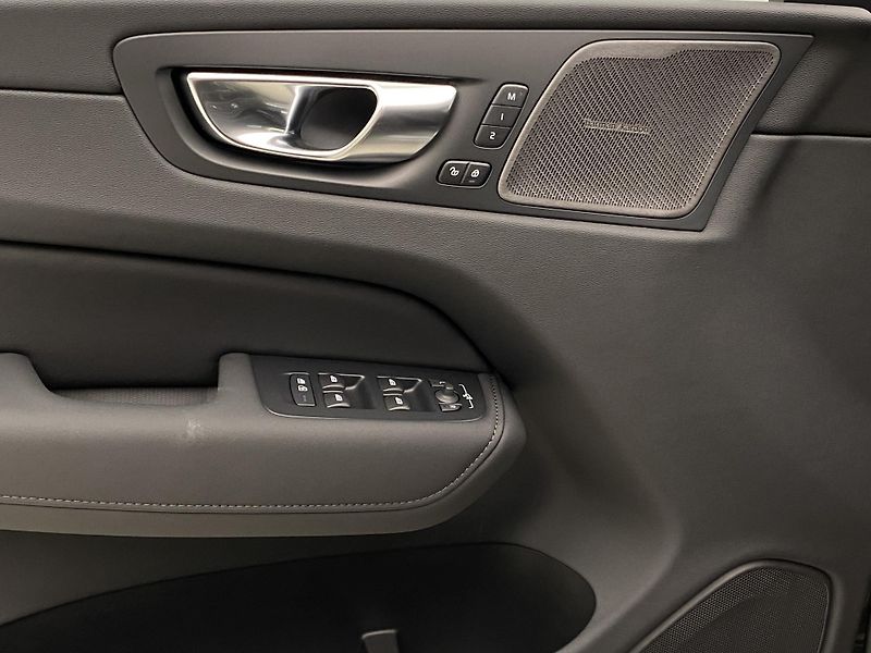 Volvo XC60 (2026) B5 AWD AUT BRIGHT PLUS  - fotka 26 z 66
