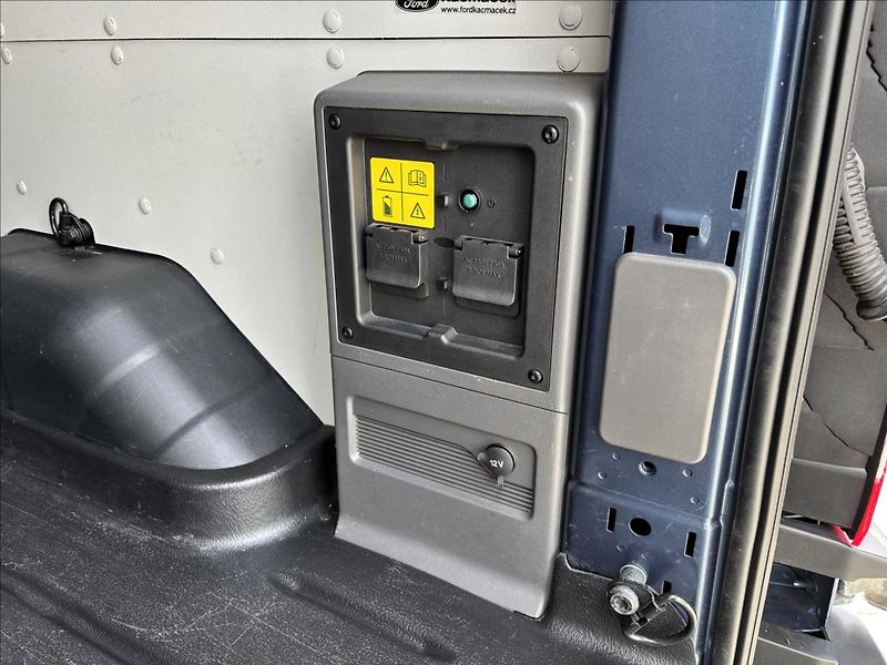 Ford Transit 0,0 Trend 68kWh 198kW269k L2 - fotka 12 z 40