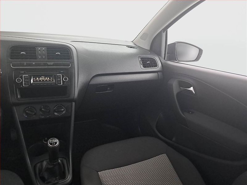 Volkswagen Polo (2011) 1.2 TDI, Serv.kniha, po STK - fotka 8 z 14