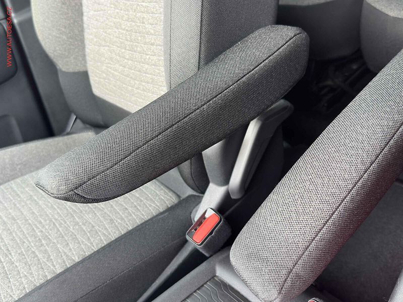 Citroën C4 Picasso (2018) 1.6 HDI, AC, temp. - fotka 19 z 23